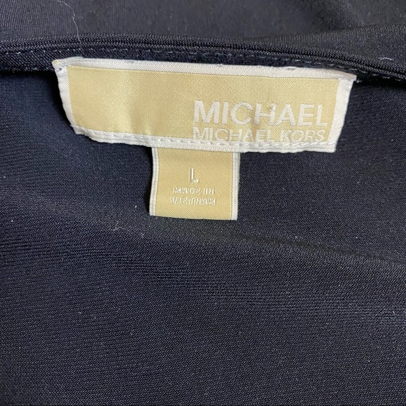 Michael Kors Black Top Gold Chain Shoulders Large - Picture 8 of 8